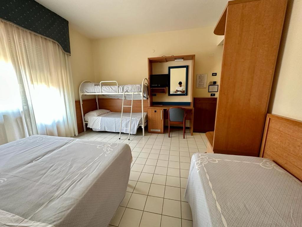 Hotel Costa Verde Pineto Esterno foto